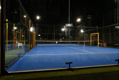 Constructeur court de padel